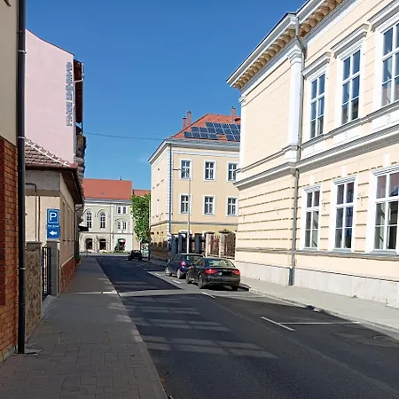 Szent Kristof Aparthotel