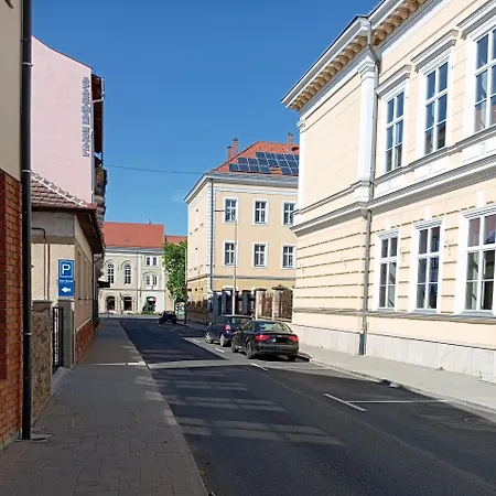 Szent Kristof Aparthotel